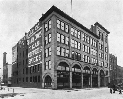 Front view of the Widlar Company Building in Cleveland designed by architect Harlan Shimmin